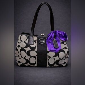 Coach Jacquard Kiss Lock Signature C Large Shoulder Bag Carryall